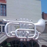 Giant Trumpet
