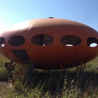 Futuro - Flying Saucer House