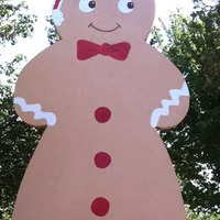 Smitty: World's Largest Gingerbread Man