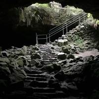 Ape Cave Lava Tube