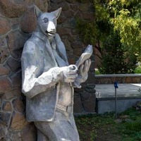 Kitt Coyote Statue