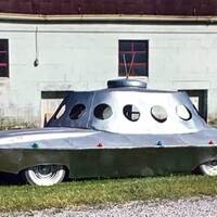 Flying Saucer Car