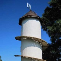 Bavarian-Themed Business, Goat Tower