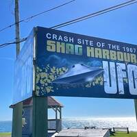 UFO Crashed Here: Sign and Museum