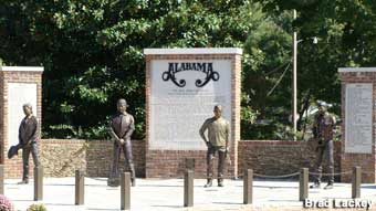 Alabama band statues.