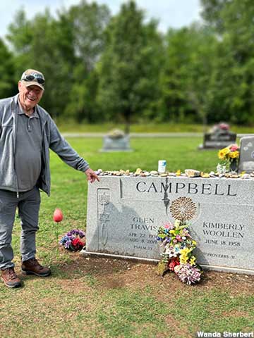 Grave of Glen Campbell.