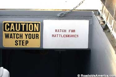 Watch for rattlesnakes sign.