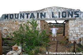 Mountain Lions attraction ruins.