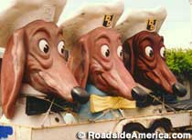 Doggie Diner heads.