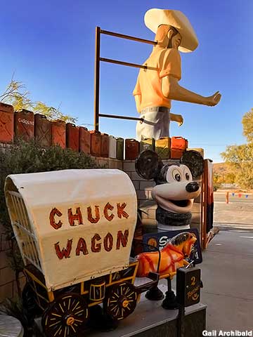 Muffler Man and Chuck Wagon ride.