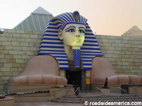 Sphinx entrance at Pharoah's Lost Kingdom.