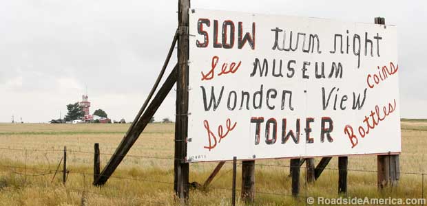 Wonder View Tower sign seen in 2007.