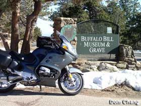 Buffalo Bill Museum and Grave sign.