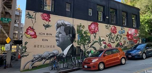 JFK Berliner mural.