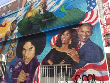 Obama mural.