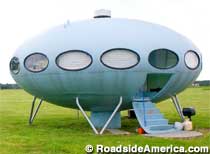 Futuro: UFO-Shaped House