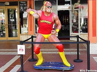 Hulk Hogan Statue.