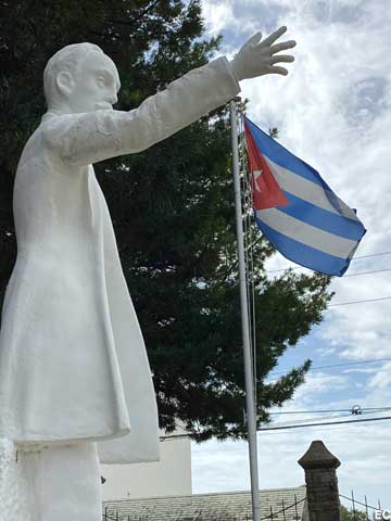 Statue of Jose Marti, Cuba's 