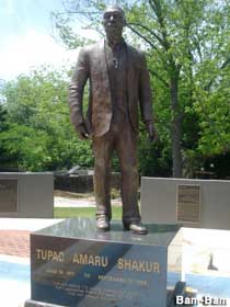 Tupac Shakur statue.