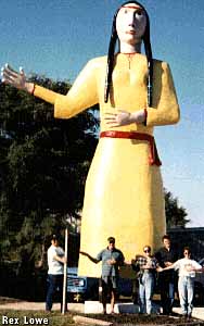 Pocahontas statue.