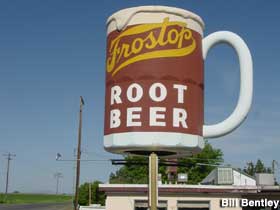 Big root Beer mug on a pole.