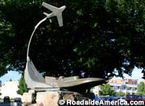 Dead Hydroplane Racers Memorial.