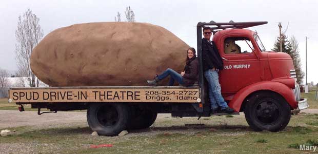 Giant potato at the Spud Drive-In.