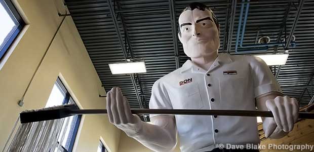 Muffler Man: World's Largest Janitor.