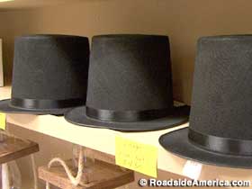 Stovepipe hats sold at Lincoln attractions.
