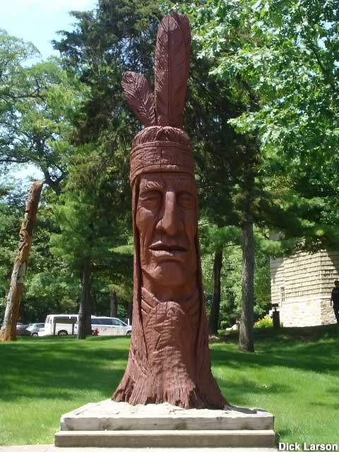 Oglesby, IL - Peter Toth Giant Indian Head