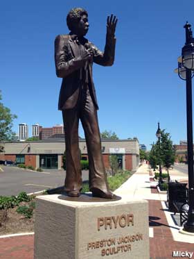Richard Pryor statue.