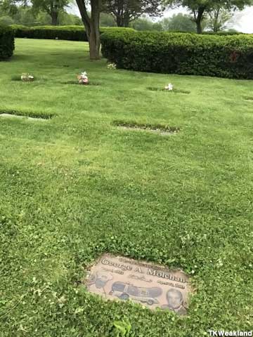 Grave of the Wienermobile's Little Oscar.