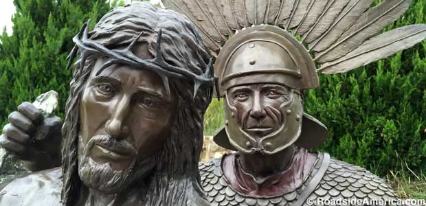 Bronze Jesus and a Roman tormenter.