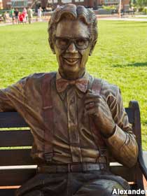Orville Redenbacher statue.