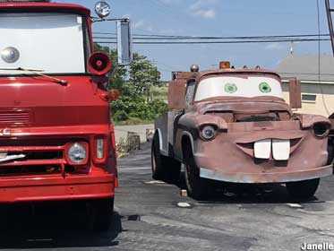 Replica Tow Mater.
