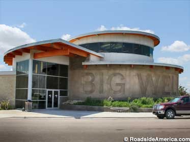Kansas KS Postcard Greensburg Details about   The Big Well 