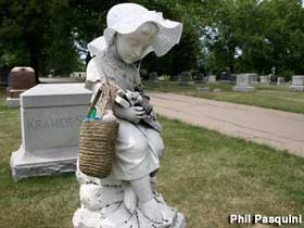Child grave is seasonally dressed.