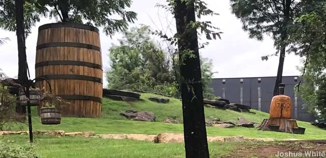 World's Largest Bourbon Barrel and Carved Bourbon Bottle.