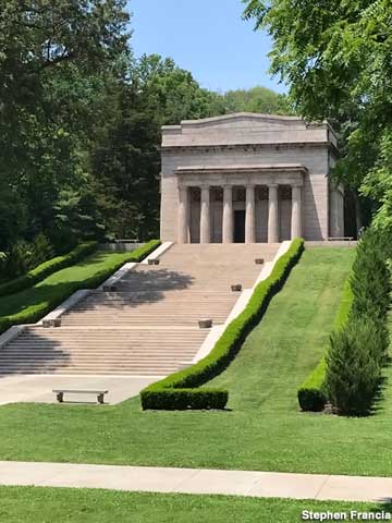 Lincoln Birthplace.