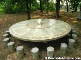 Literary Park Hopkinsville Cky, Where Is The Round Table Of King Arthur Now