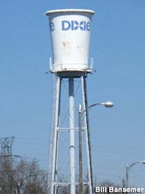 Dixie Cup Water Tower.