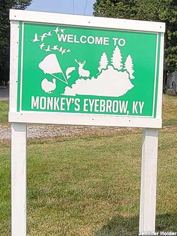 Sign for Monkey's Eyebrow.