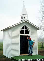 Madonna Chapel - Smallest in World.