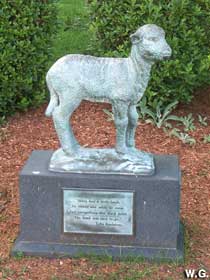 Statue of Mary's lamb.