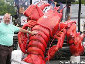 Big lobster statue.