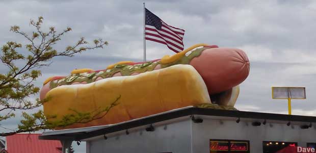 Mackinaw City, MI - Worlds Largest Spray Foam Hot Dog