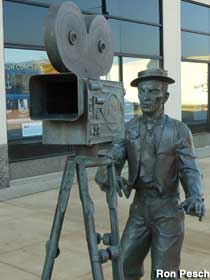 Buster Keaton statue.