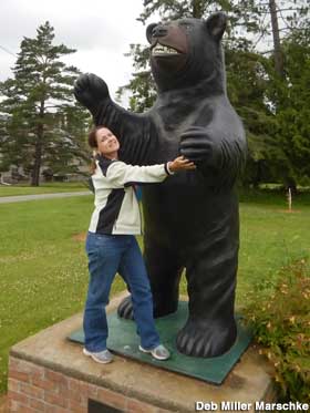 Big Bear Statue.