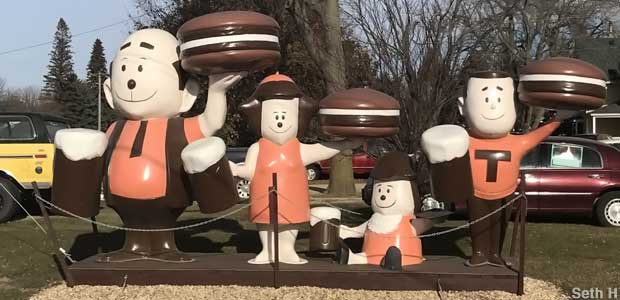 A&W Root Beer Family.