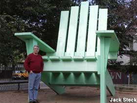 Big green chair.